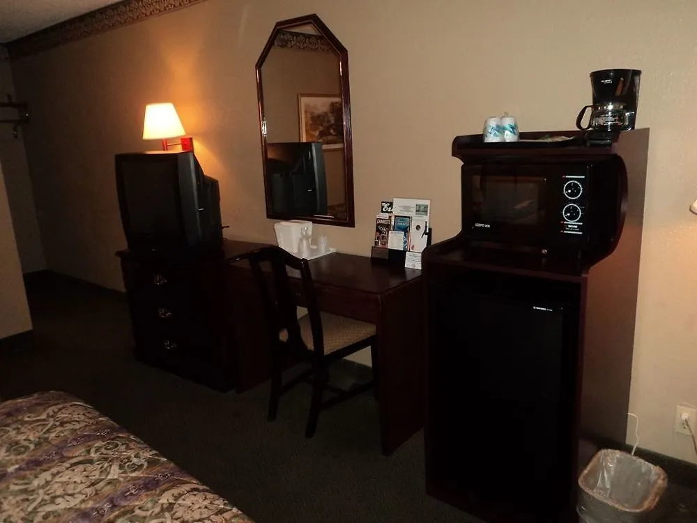 Continental Inn - Charlotte Motel
